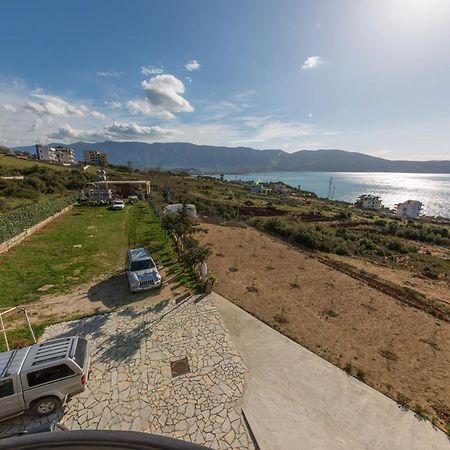 Hotel Artisti Vlore Bagian luar foto