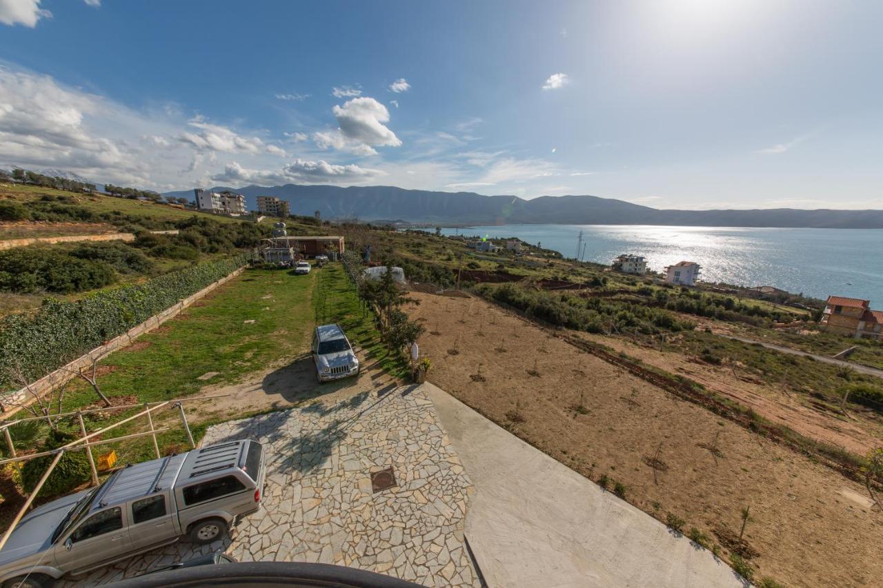 Hotel Artisti Vlore Bagian luar foto